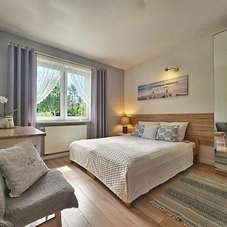 Apartament Garden- Parking, Ogrodek, Cicha Okolica Pruszcz Gdański Eksteriør bilde