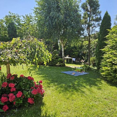 Apartament Garden- Parking, Ogrodek, Cicha Okolica Pruszcz Gdański Eksteriør bilde